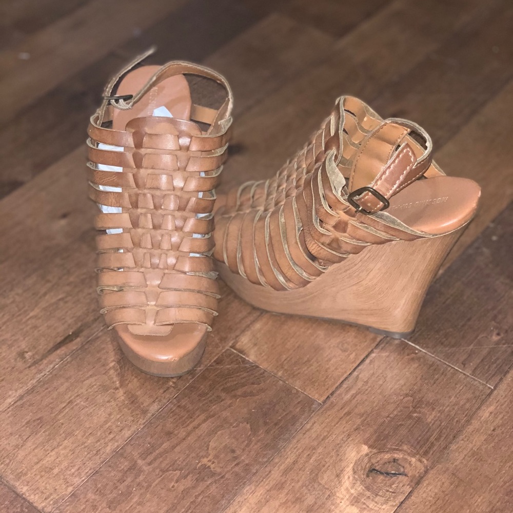 Brown Wedges